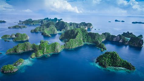 indonesia square miles per island